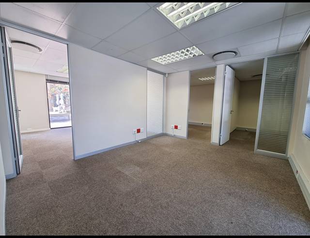 102M² OFFICE RENTED IN CENTURY CITY